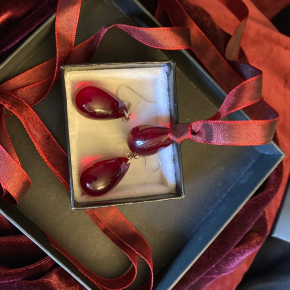 ♥️⭐️🩸RUBY RED GLASS EARRINGS🩸⭐️♥️ 3 PIECES ANTIQUE GLASS OVER 200 YEARS OLD🩸 - Picture 13 of 16